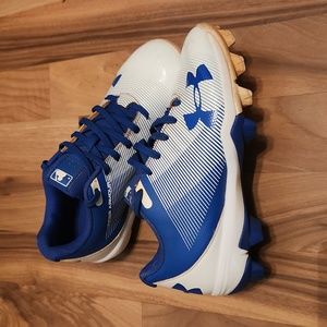 Under Armour White & Blue Youth Baseball Cleats - Size 1 Y